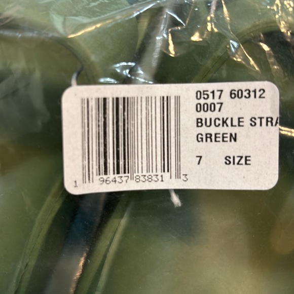 Pacsun Green Slide Sandals with Buckles - Picture 6 of 6